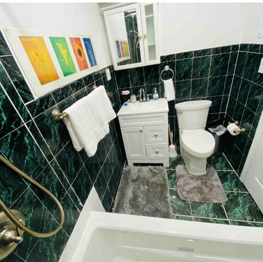 Room With Jacuzzi, Massage Seat, And Parking Space, The Best Choices!! Норт Берген Екстериор снимка