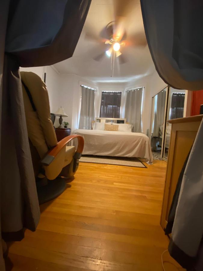 Room With Jacuzzi, Massage Seat, And Parking Space, The Best Choices!! Норт Берген Екстериор снимка