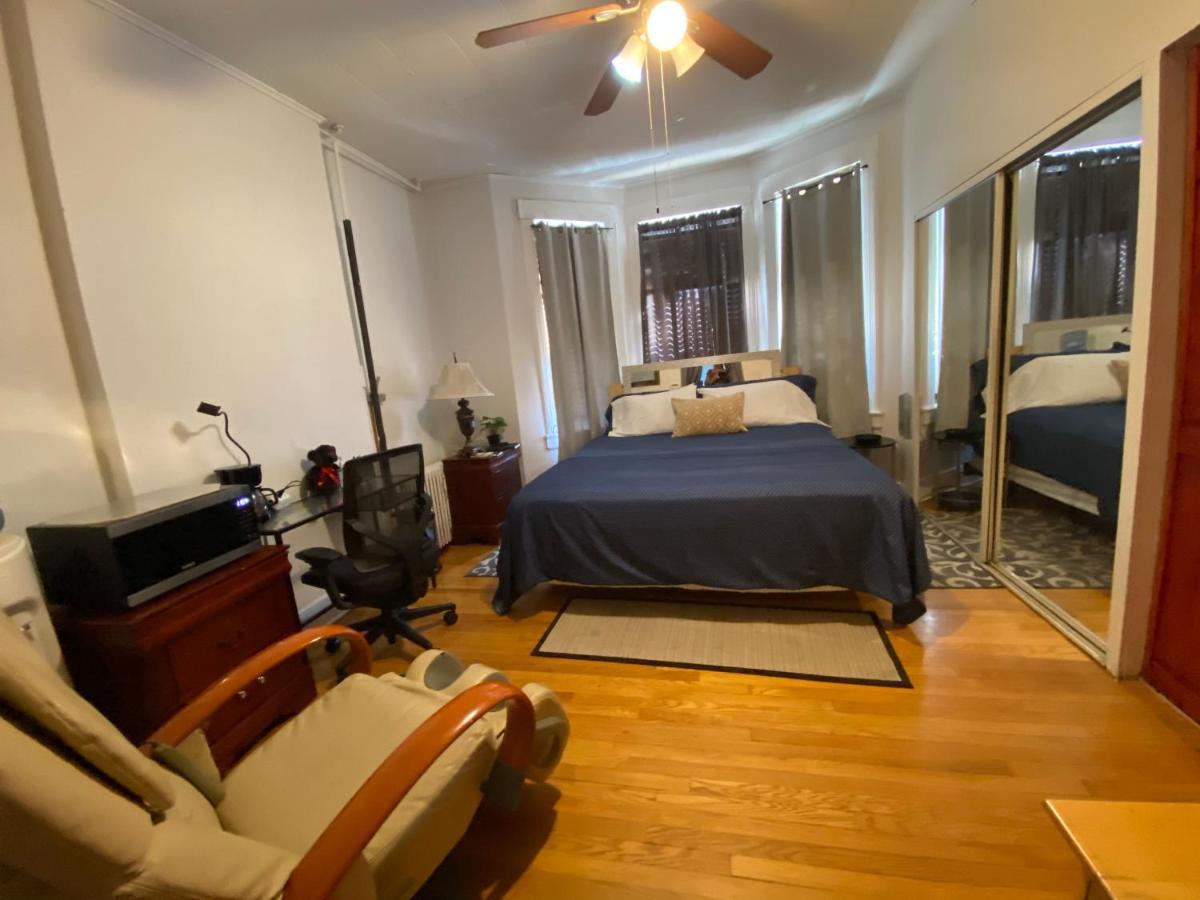 Room With Jacuzzi, Massage Seat, And Parking Space, The Best Choices!! Норт Берген Екстериор снимка