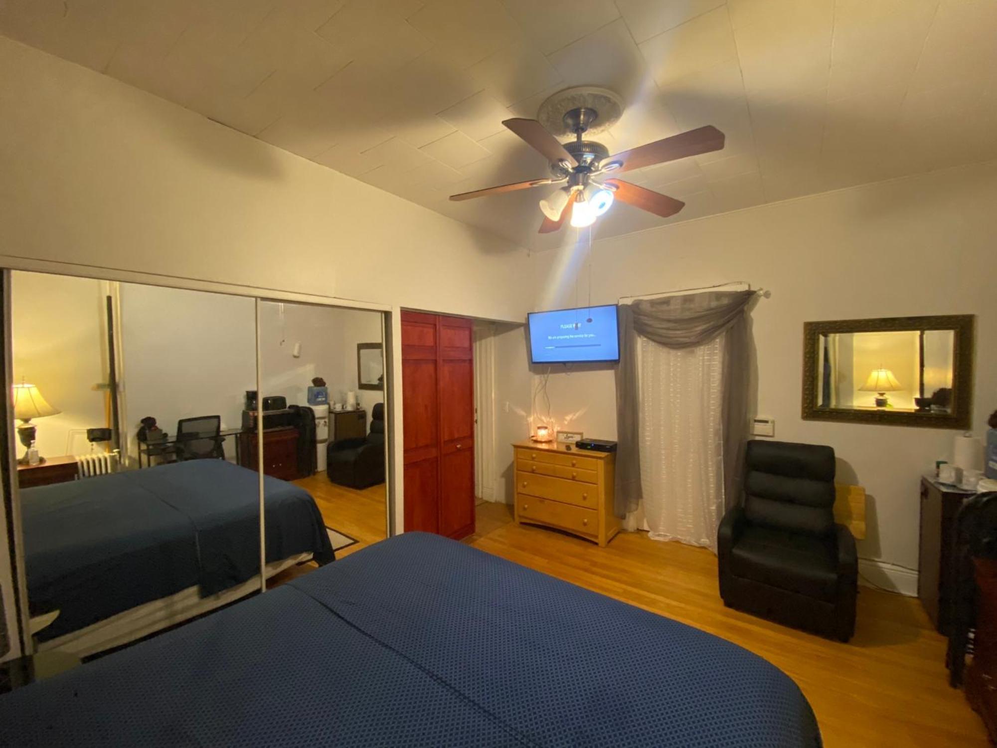 Room With Jacuzzi, Massage Seat, And Parking Space, The Best Choices!! Норт Берген Екстериор снимка